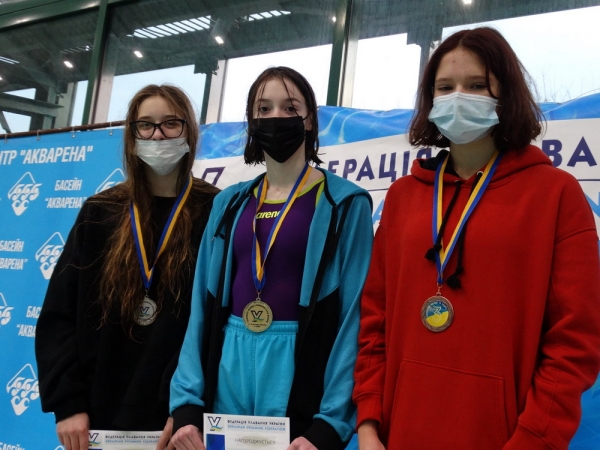Плавание. Одесские спортсмены завоевали 13 медалей на чемпионате Украины