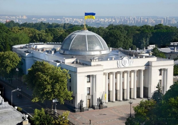В ВР опровергли информацию, что нардепов будут бесплатно проверять на Covid-19