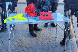 Катают на авто и дают "пьяные очки": в Одессе отмечают Рождество с полицией