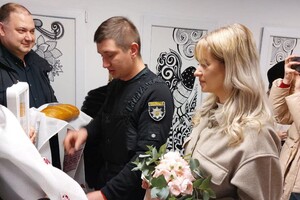 Романтика во время войны: в Одесской области зарегистрировали брак в бомбоубежище