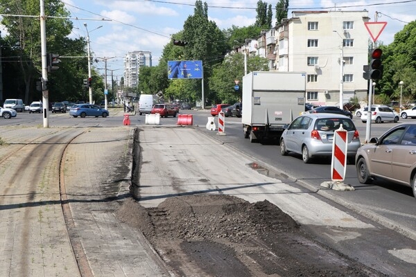 В Одессе стартовал cезон ремонт дорог: начали с турбокольца на Заболотного