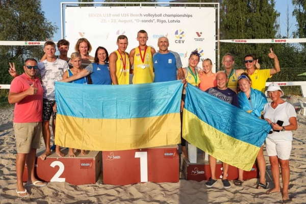 Пляжний волейбол. Юні спортсменки із Чорноморська стали призерками великого міжнародного турніру