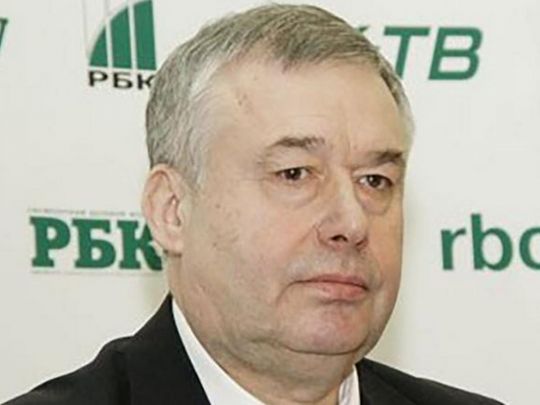 Ще одна дивна смерть впливового росіянина: упав зі сходів колишній ректор Московського авіаційного інституту