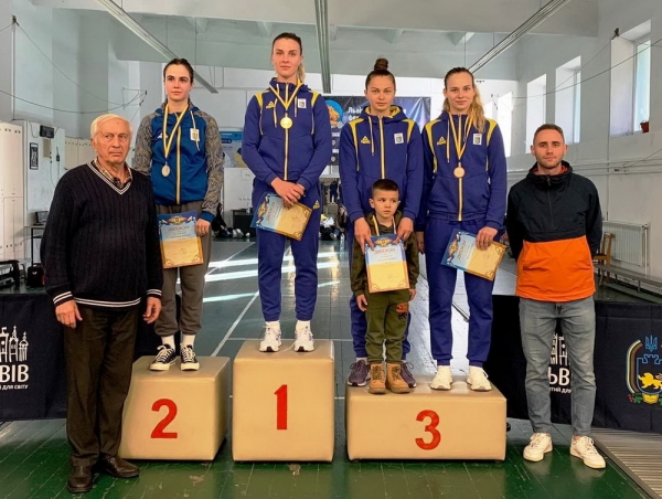 Фехтування. Одеські спортсмени завоювали бронзові медалі чемпіонату України