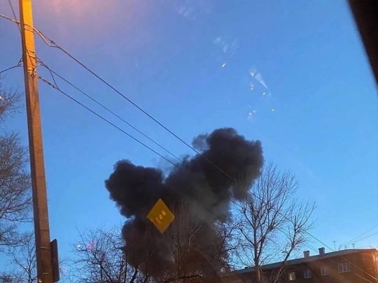 Єйськ надихає: військовий літак упав на житловий будинок в Іркутську (фото, відео)