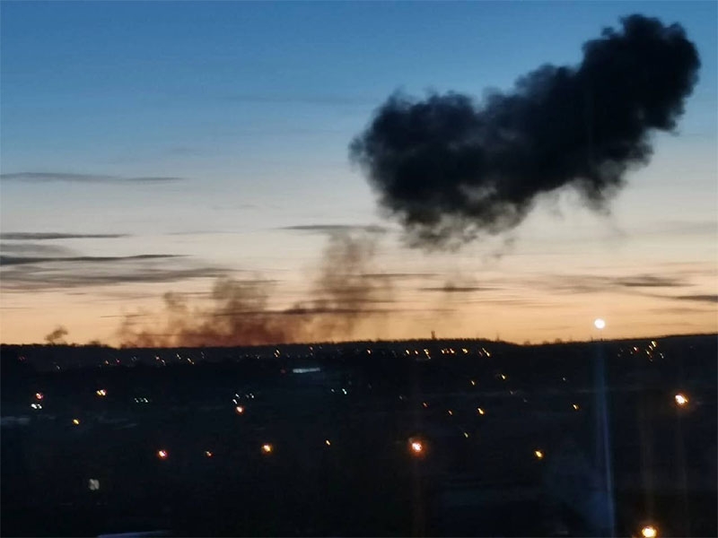 Єйськ надихає: військовий літак упав на житловий будинок в Іркутську (фото, відео)