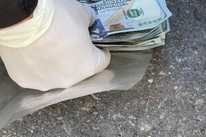 СБУ задержала инспектора Одесской таможни за систематические взятки