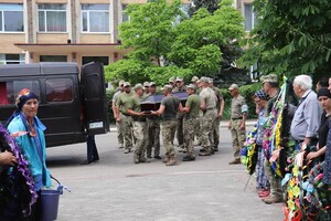 В Одесской области попрощались с погибшим защитником Василием Пелеваном