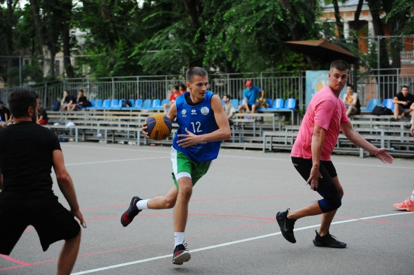 Баскетбол. В Одесі відбувся фінал чемпіонату області з баскетболу 3х3