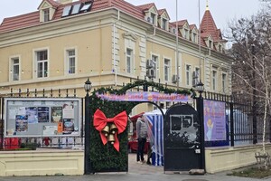 В Одессе открыли рождественские ярмарки в Кирхе и Пассаже: фотоотчет