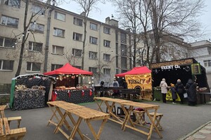 В Одессе открыли рождественские ярмарки в Кирхе и Пассаже: фотоотчет