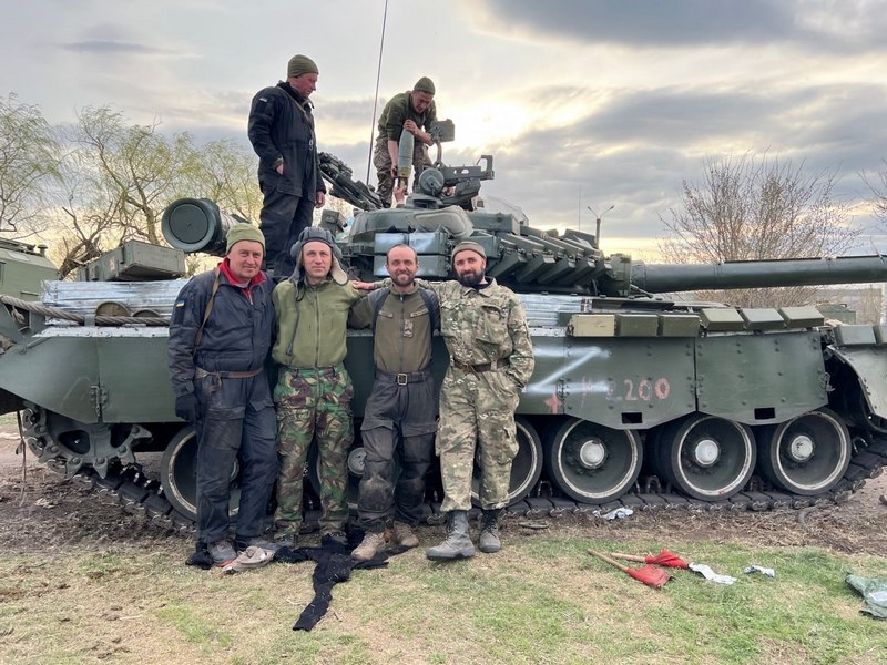 «Велика частина мого успіху на полі бою, що я ніколи не виконував наказ прямолінійно», — Герой України Сергій Пономаренко